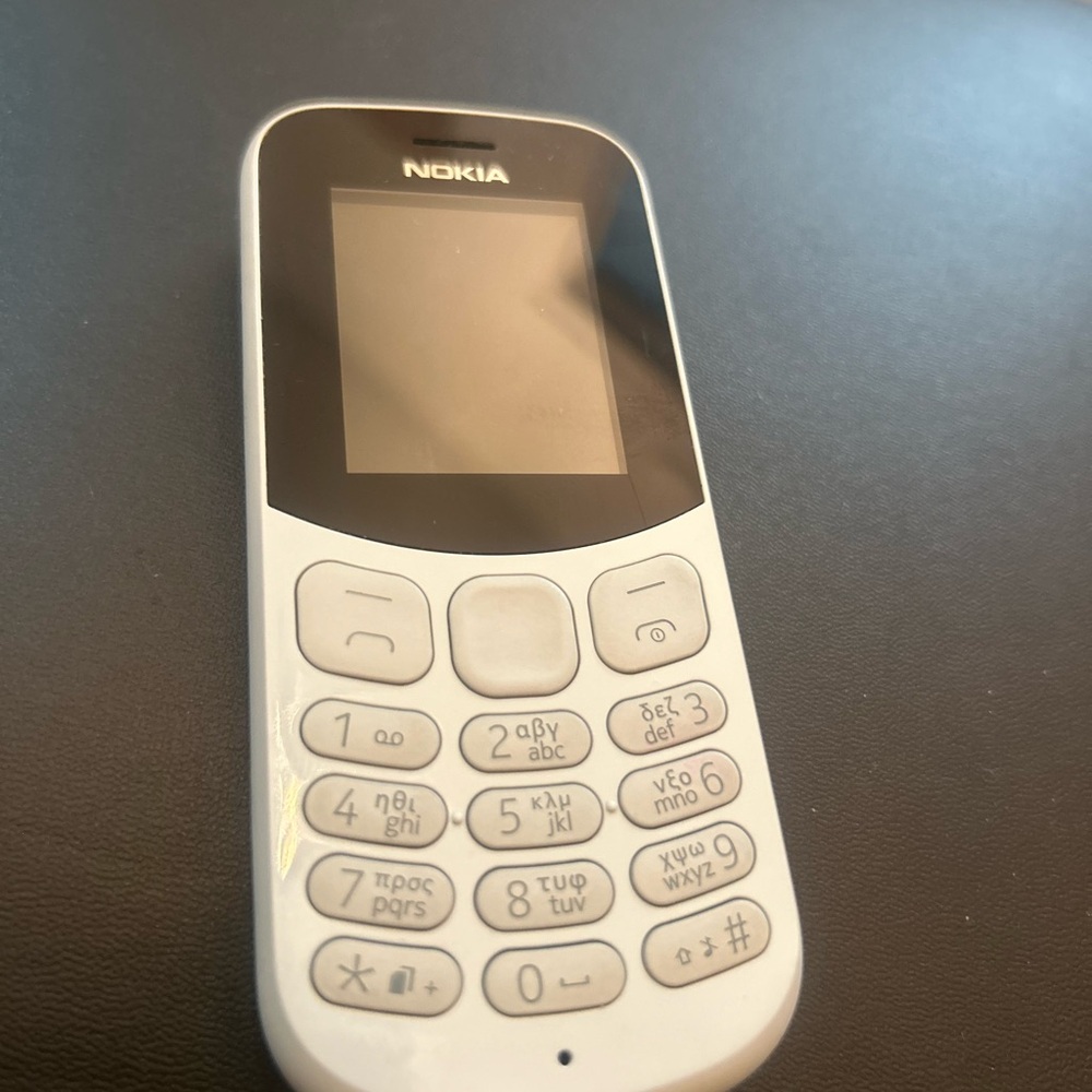 Nokia White Cell Phone - Picture 2 of 7